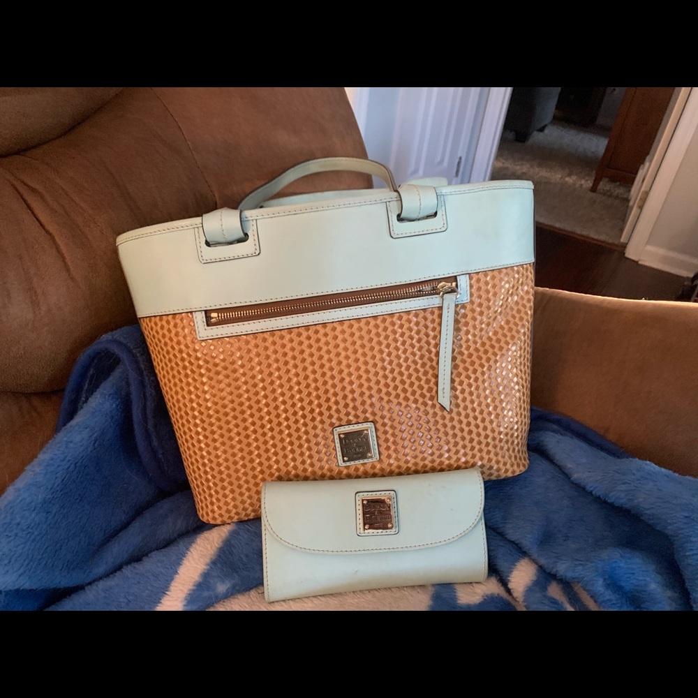 Dooney and bourke purse with matching wallet